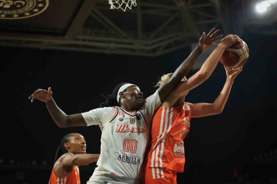 Fıba Kadınlar Euroleague: Çbk Mersin: 86 - Famila Schio: 52