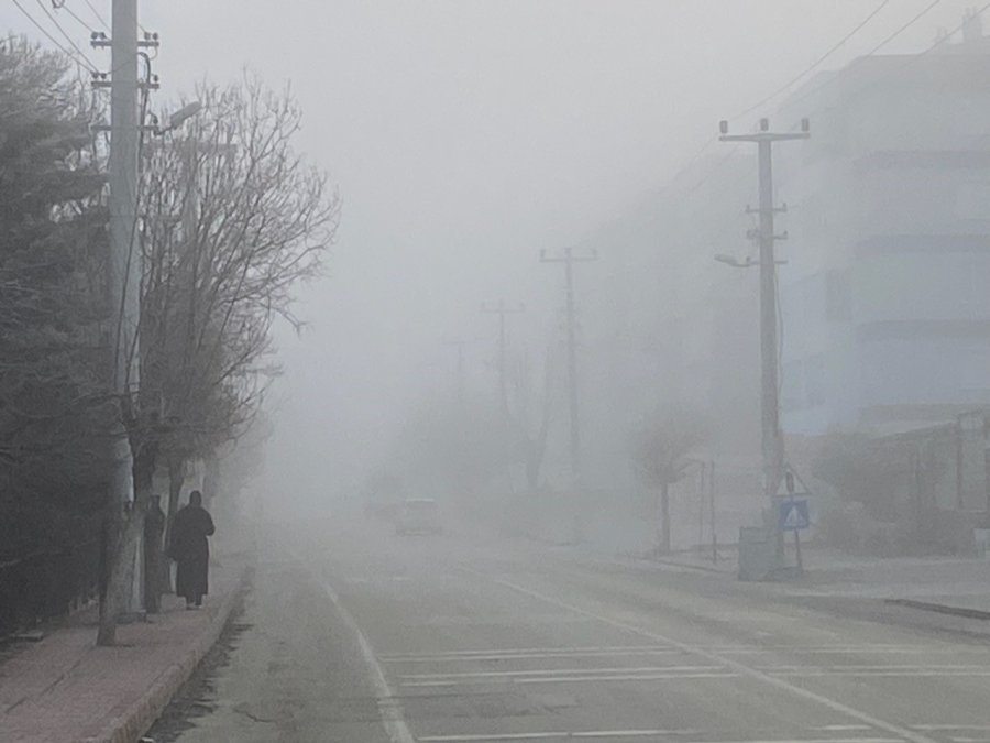 Kulu’da Yoğun Sis Etkili Oluyor