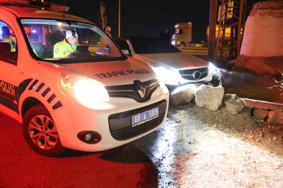 Alkollü Şekilde Polisten Kaçtı, Kaza Yapıp Yakalanınca Polisi Valiye Şikayet Etmekle Tehdit Etti