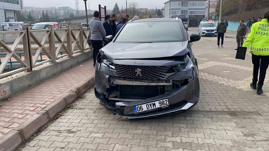 Konya’da Suv Araç İle Motosiklet Çarpıştı: 1 Yaralı