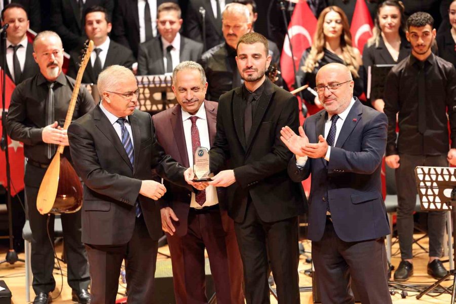 Talas’ta Atatürk’e Özel Muhteşem Konser