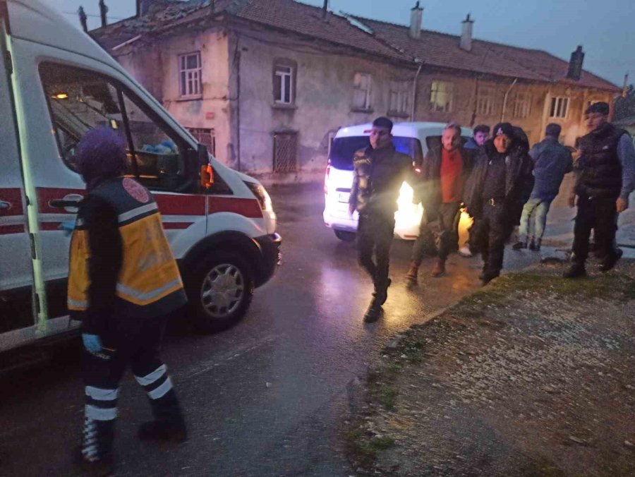 Konya’da Bıçaklı Kavga: 1 Yaralı