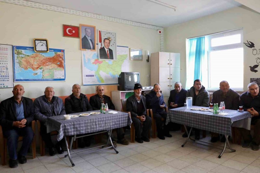 Vali Çelik; Kırkpınar Ve Taşlıca Köylerini Ziyaret Etti