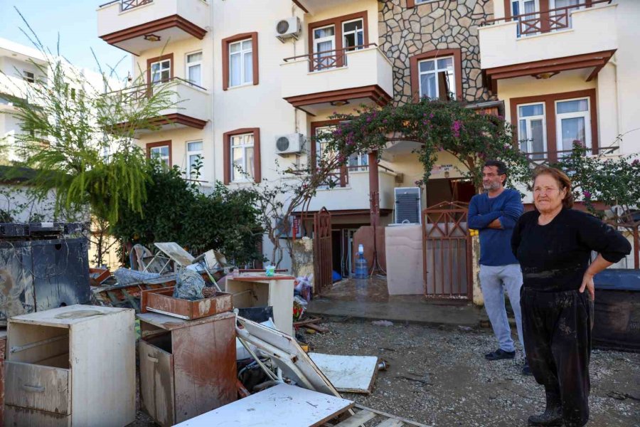 Antalya Büyükşehir Belediye Başkanı Muhittin Böcek’ten Manavgat’a Geçmiş Olsun Ziyareti