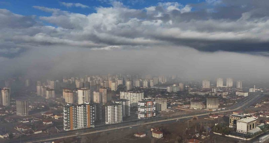 Kayseri’de Sis Etkili Oldu