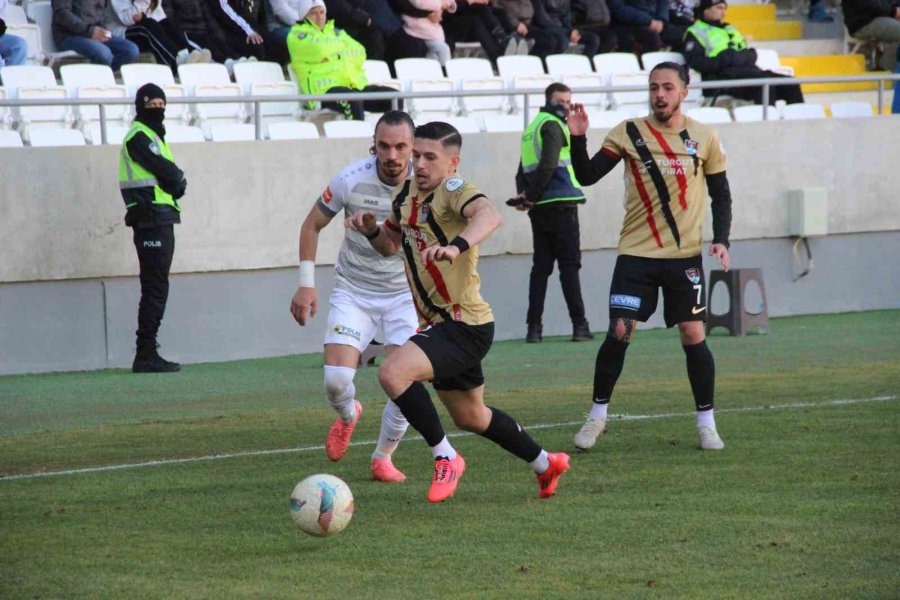 Tff 2.lig: Karaman Fk: 0 - Vanspor Fk: 2