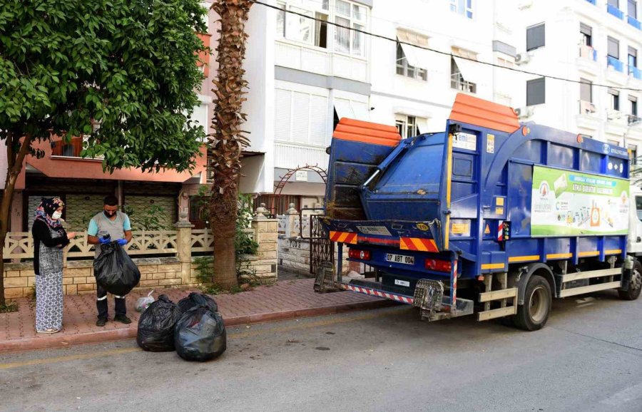 Kasım Ayında 17 Bin 431 Kilogram Tekstil Ve 3 Bin 962 Kilogram Metal Atığı Geri Dönüşüme Kazandırıldı