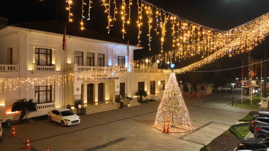 Antalya Yeni Yıla Hazır