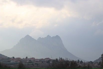 Bozaniç Dağı’nda Sis Manzarası Fotoğraflandı