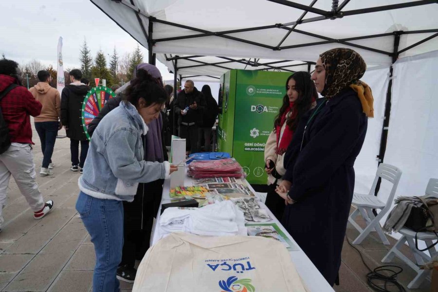 Niğde’de Yeşil Kampüs Festivali İle Gençlerin Çevre Farkındalığını Artıyor