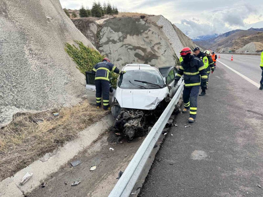 Niğde - Adana Otoyolu’nda Kaza: 1 Yaralı