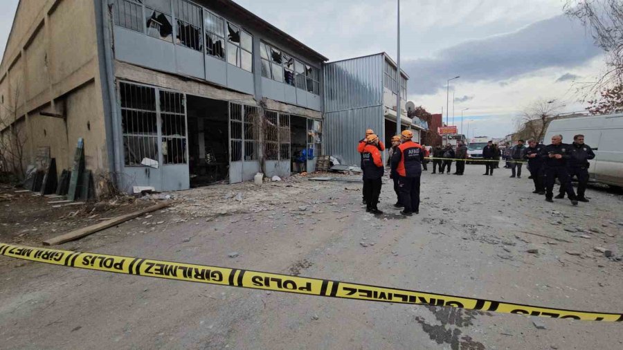 Kayseri’de Çelik Eşya Üretim Atölyesinde Patlama: 3 Yaralı