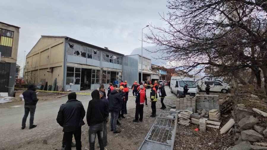 Kayseri’de Çelik Eşya Üretim Atölyesinde Patlama: 3 Yaralı