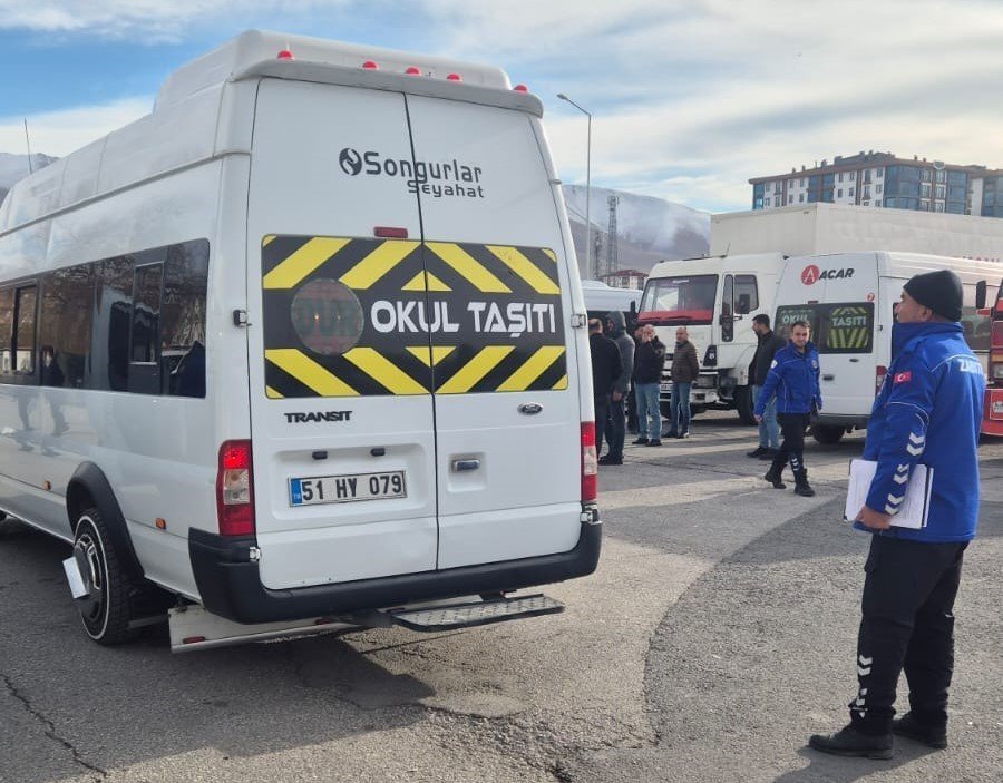 Niğde Belediyesi Servis Araçlarını Mercek Altına Aldı