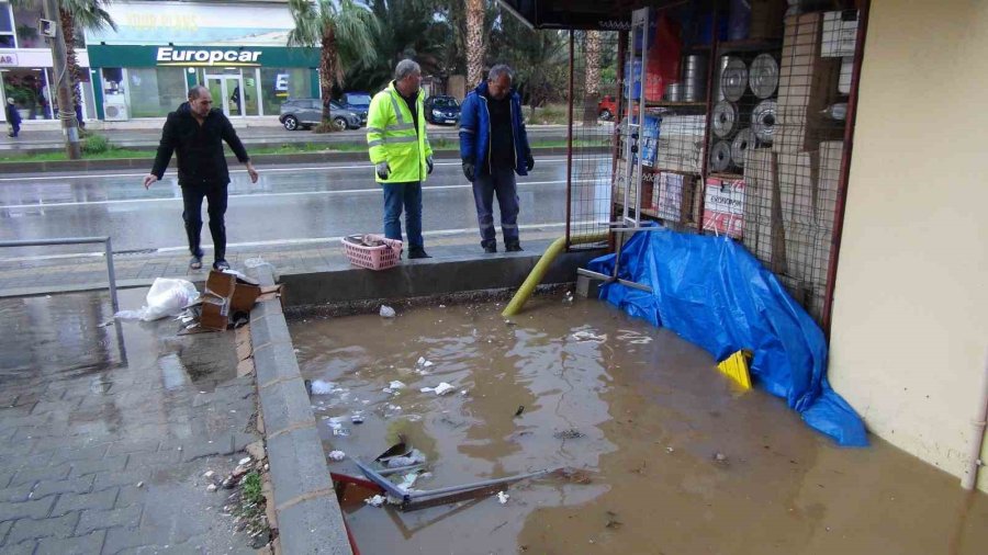 Mersin’de Akkuyu Nükleer Güç Santralinde Çalışan Rus Vatandaş Sel Mağduru Oldu