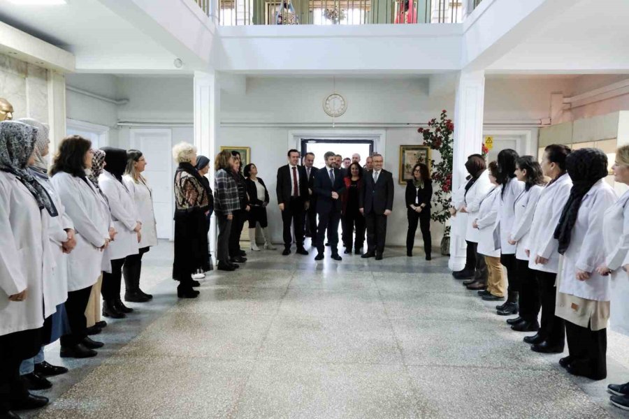 Hayat Boyu Öğrenme Genel Müdürü’nden Eskişehir Olgunlaşma Enstitüsü’ne Ziyaret