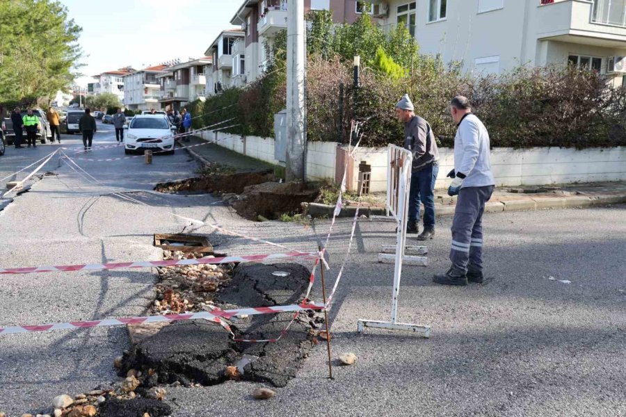 Manavgat Belediyesi Selden Etkilenen Vatandaşları Yalnız Bırakmadı