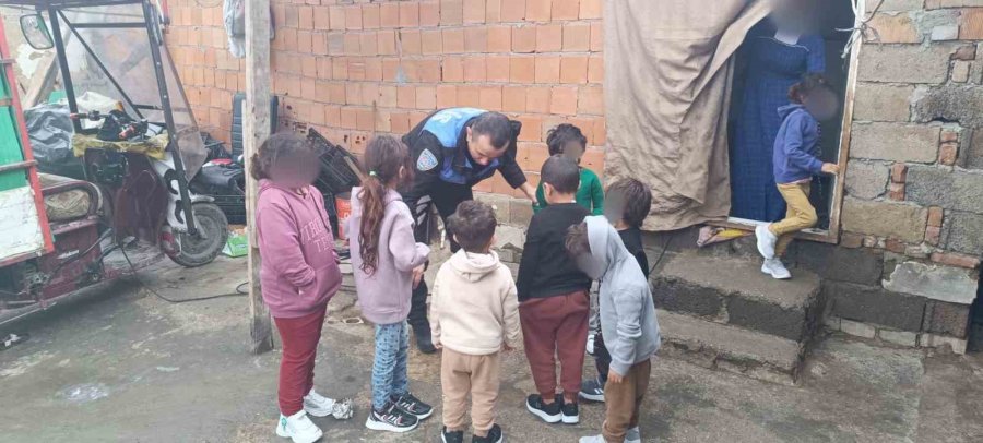 Eskişehir’de Vatandaşlar Hırsızlık Ve Dolandırıcılık Konusunda Bilinçlendirildi