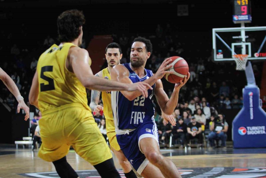 Türkiye Basketbol Süper Ligi: Mersin Spor Kulübü: 79 - Tofaş: 58