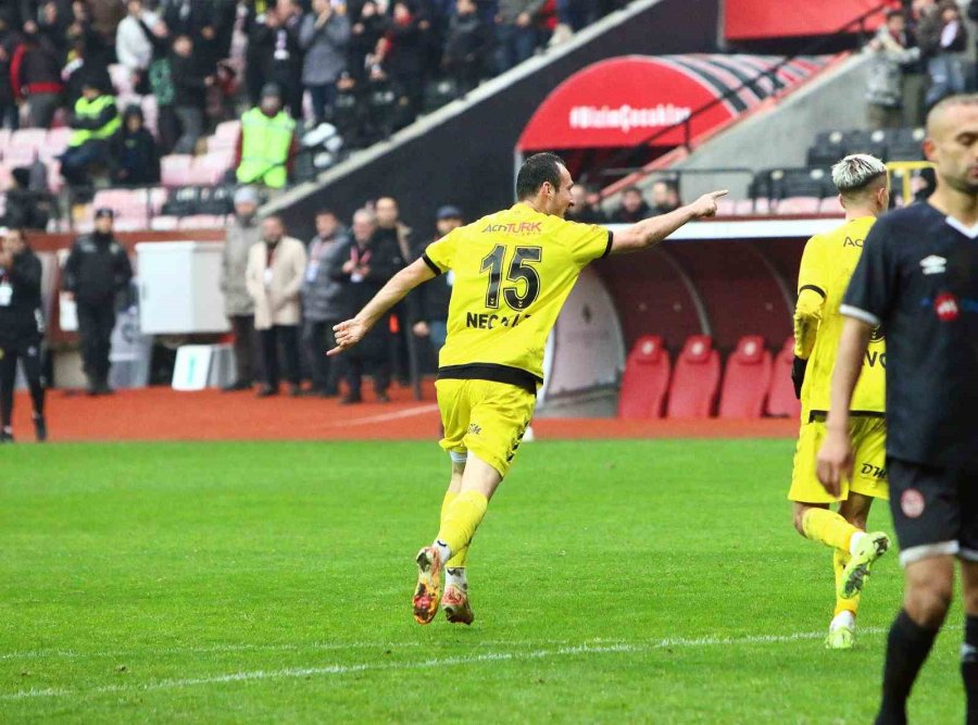 Eskişehirspor, Evinde Gol Oldu Yağdı: 6-0