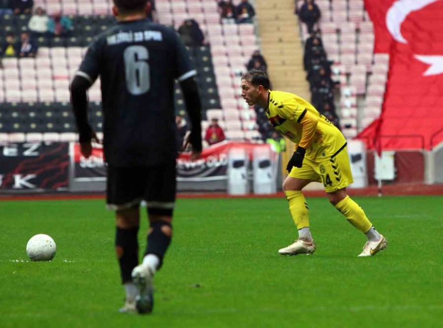 Eskişehirspor, Evinde Gol Oldu Yağdı: 6-0