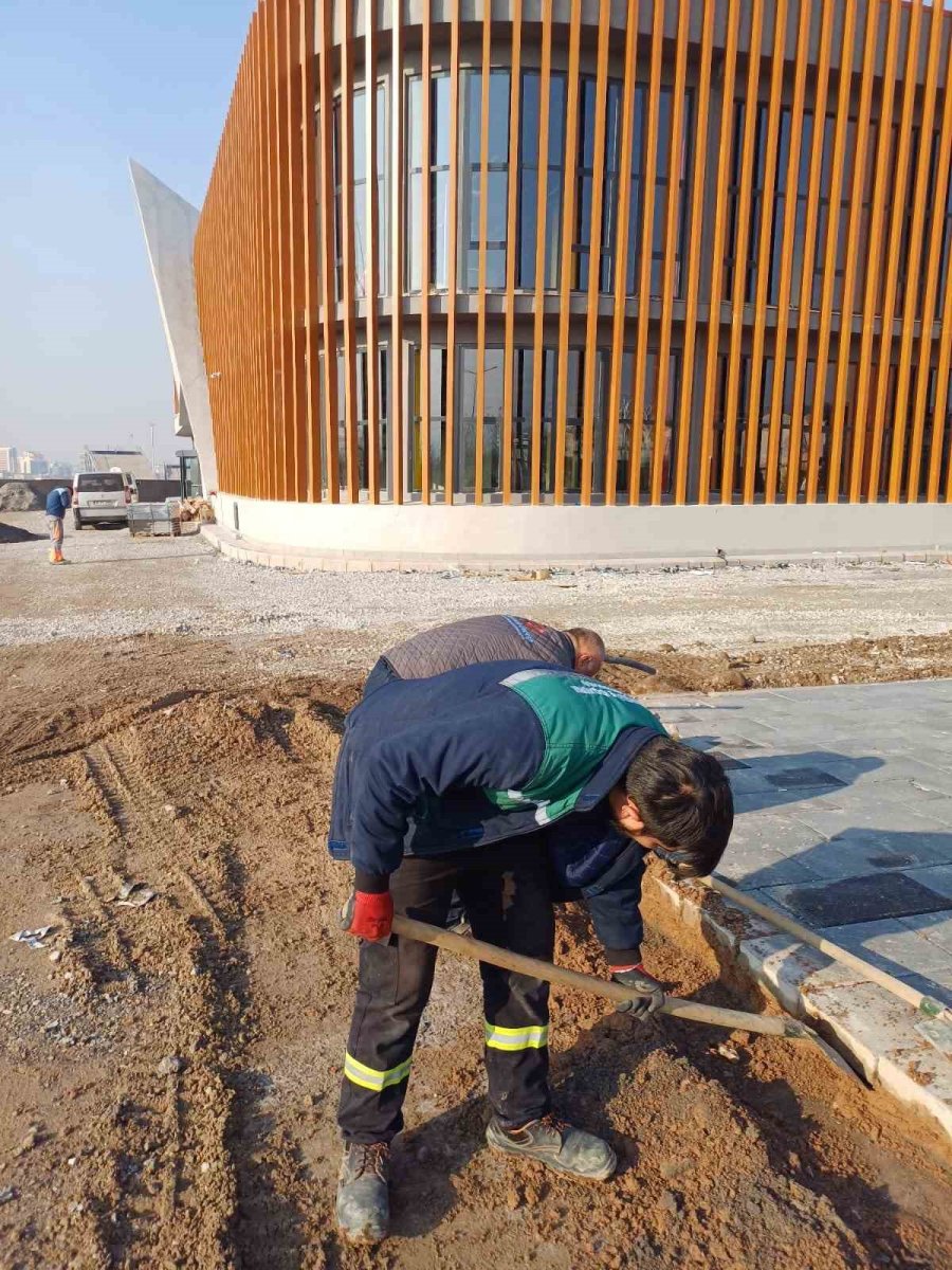 Park, Bahçe Ve Mesire Alanlarında Bakım Onarım Çalışmaları