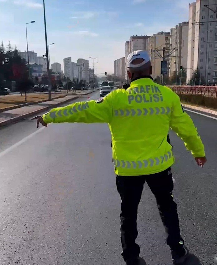 Şok Uygulamada Aranan Şahıslar Yakalandı