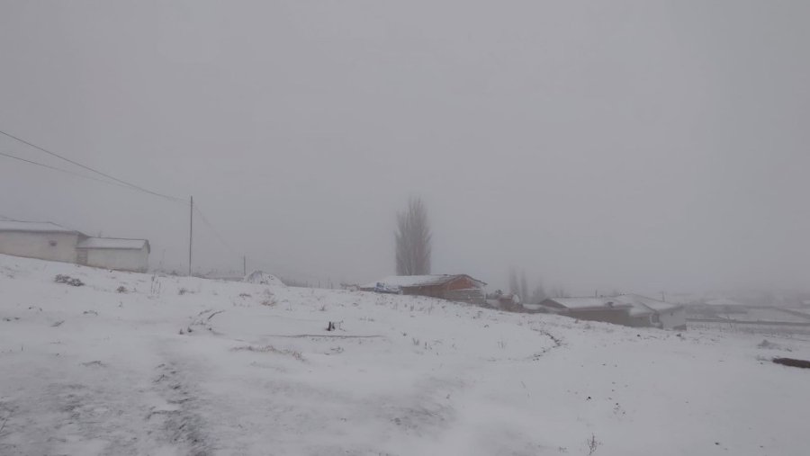 Konya’nın Yüksek Kesimlerinde Kar Yağışı Etkili Oluyor