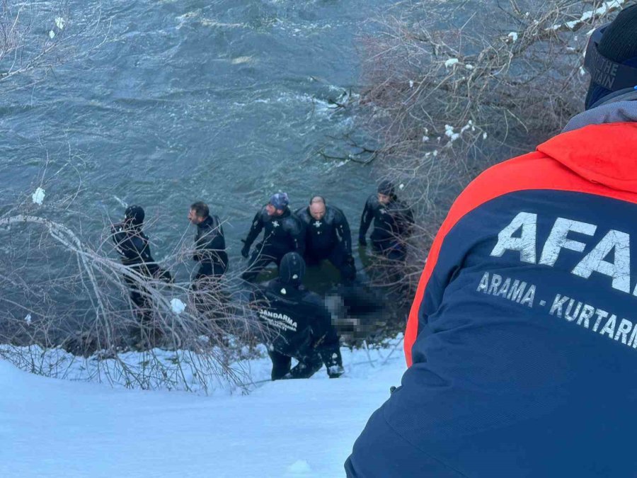 Sabit Öğretmen Son Yolculuğuna Uğurlandı