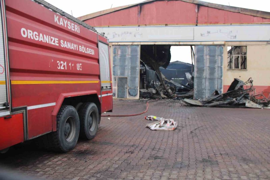 Fabrikadaki Hasar Gün Aydınlanınca Ortaya Çıktı