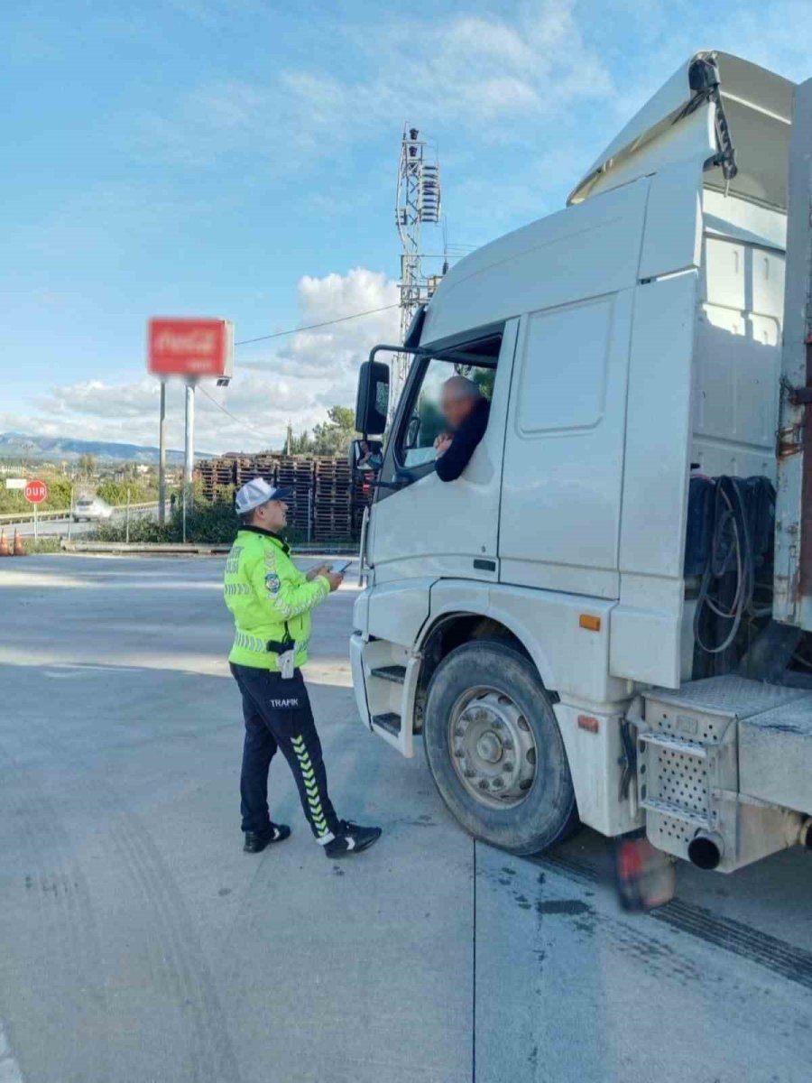 Engel Tanımayan 743 Sürücü, Engelli Park Alanını İhlalden Ceza Yedi