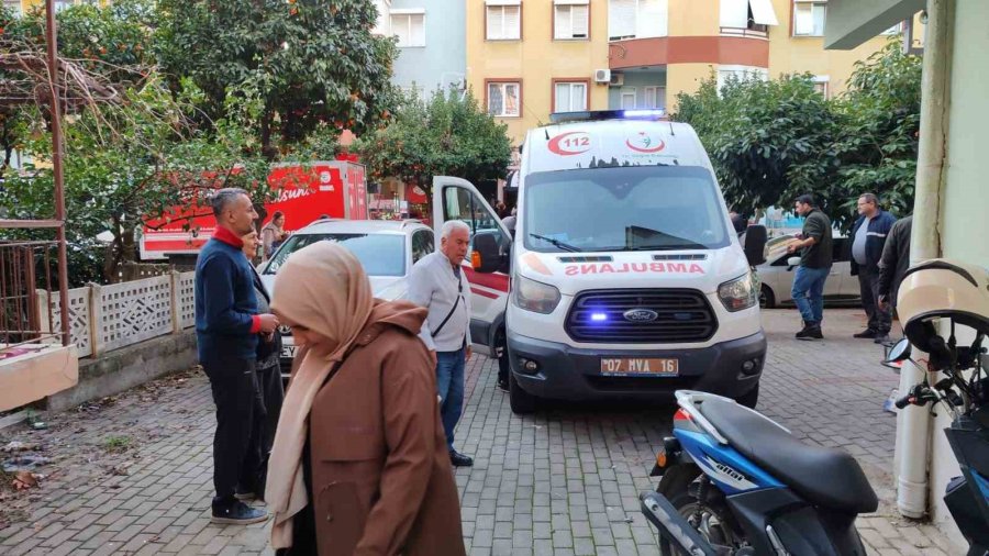 Alanya Açıklarındaki Deprem Vatandaşları Korkuttu: "alttan Geldi, Bina Üstüme Düşüyor Zannettim"