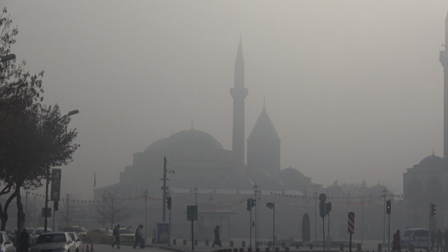 Konya’da Yoğun Sis Etkili Oldu