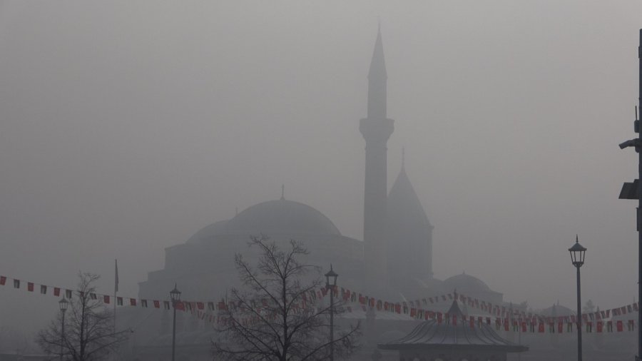 Konya’da Yoğun Sis Etkili Oldu