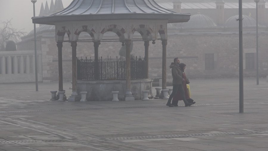 Konya’da Yoğun Sis Etkili Oldu