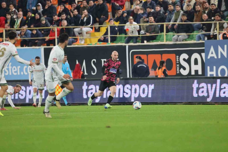 Trendyol Süper Lig: Alanyaspor: 2 - Konyaspor: 1 (maç Sonucu)