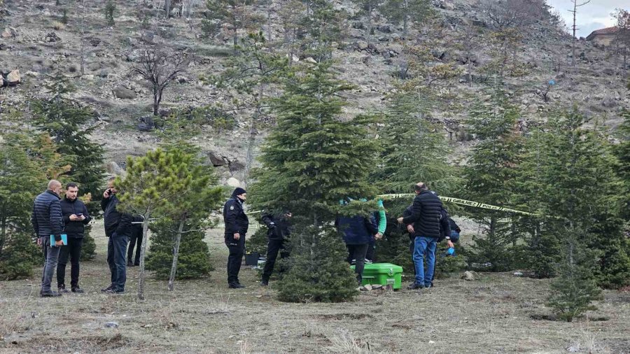 5 Gündür Haber Alınamıyordu, Tabancayla Vurulmuş Şekilde Ölü Bulundu