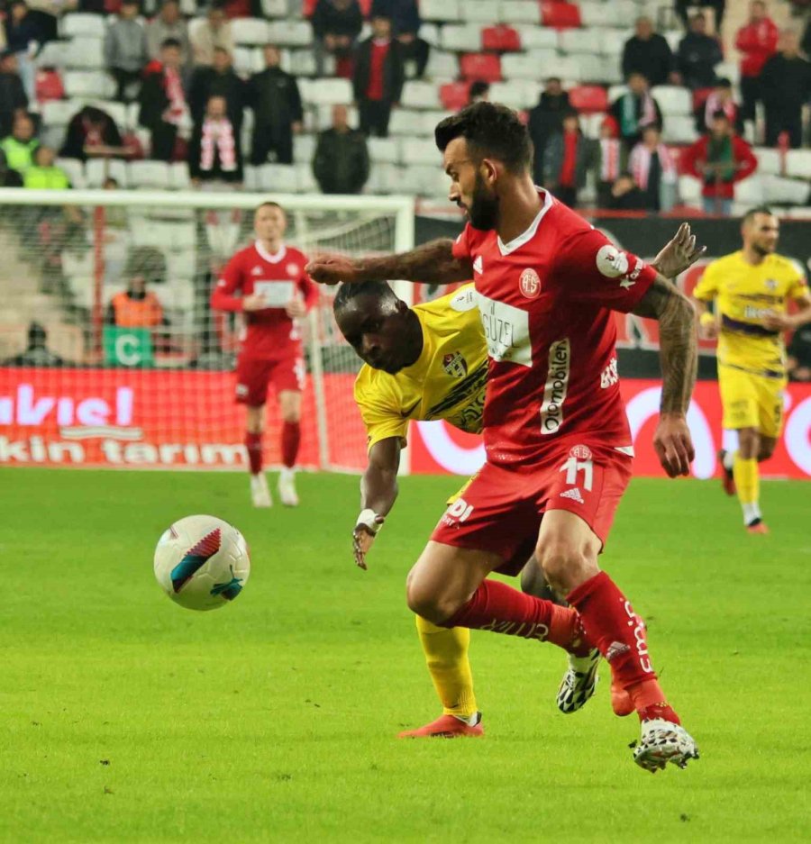 Trendyol Süper Lig: Antalyaspor: 1 - Eyüpspor: 4 (maç Sonucu)