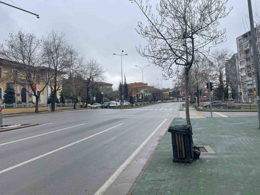 Eskişehir’de Soğuk Kent Merkezindeki Yoğunluğu Azalttı