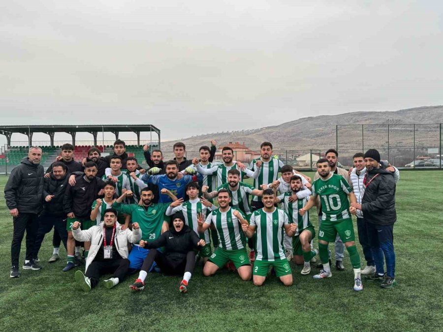 Kayseri Süper Amatör Küme: Kayseri Şekerspor: 3 - Kocasinan Şimşekspor:2