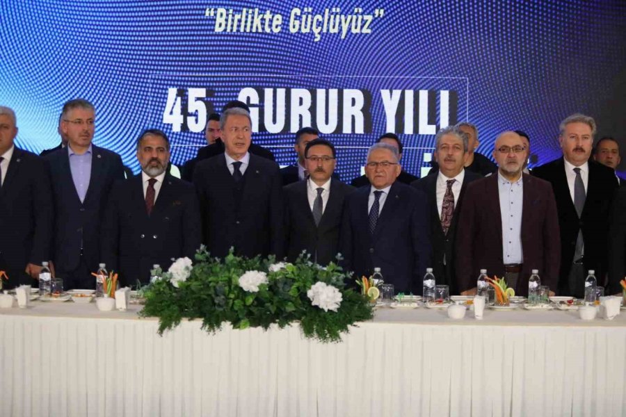 Hulusi Akar: "en Son Teröristi Etkisiz Hale Getirinceye Kadar Mücadelemiz Devam Edecek"