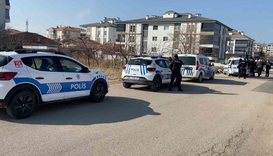 Aksaray’da Nefes Kesen Polis-şüpheli Kovalamacası Kamerada