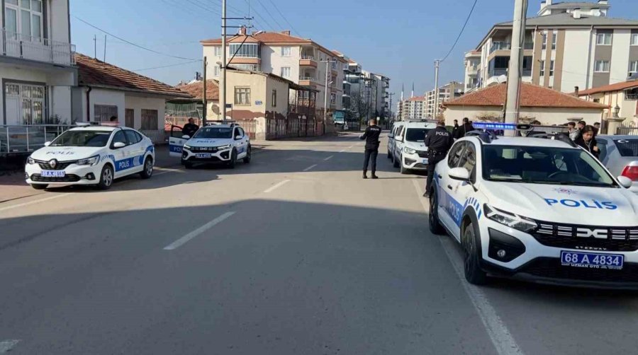 Aksaray’da Nefes Kesen Polis-şüpheli Kovalamacası Kamerada