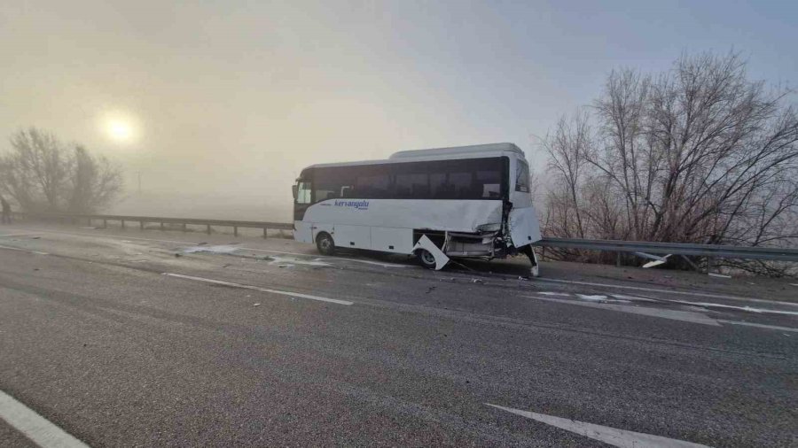 Karaman’da 13 Aracın Karıştığı Zincirleme Kazada 7 Kişi Yaralandı