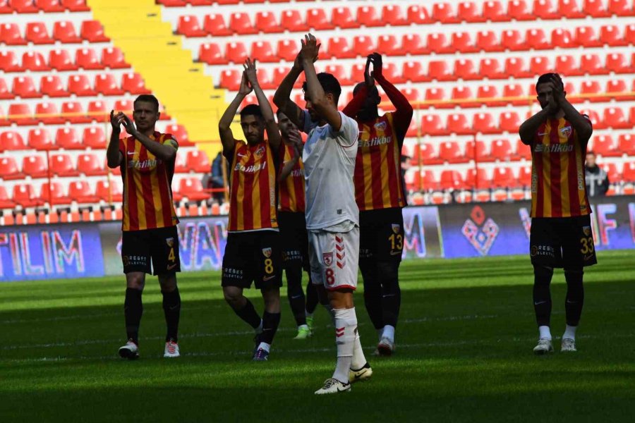 Trendyol Süper Lig: Kayserispor: 0 - Samsunspor: 1 (maç Devam Ediyor)