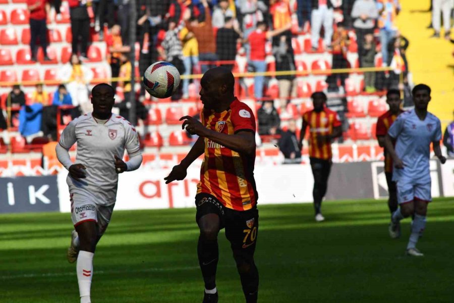 Trendyol Süper Lig: Kayserispor: 0 - Samsunspor: 1 (ilk Yarı)