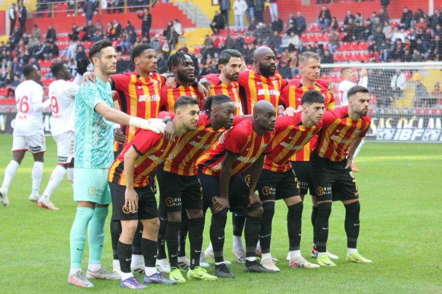 Trendyol Süper Lig: Kayserispor: 0 - Samsunspor: 1 (maç Devam Ediyor)