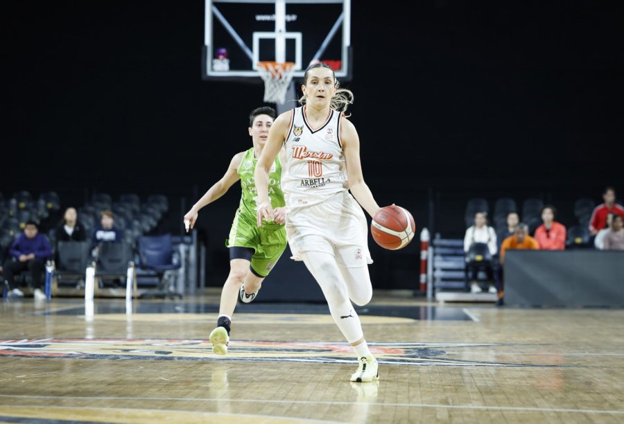 Türkiye Kadınlar Basketbol Süper Ligi: Çbk Mersin: 83 - Danilos Pizza: 68