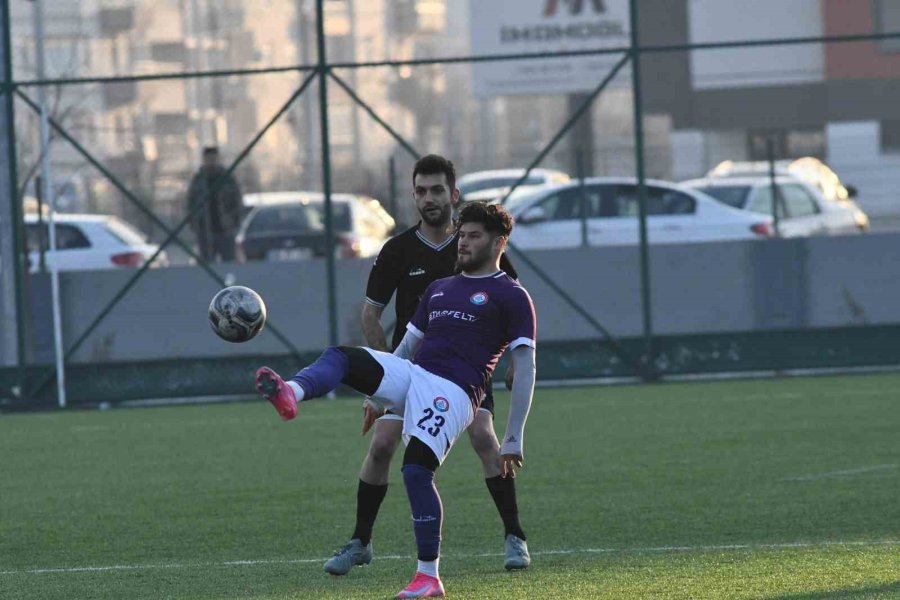 Kayseri Şeker Süper Amatör Küme: Erciyes Esen Makina Fk: 4 - Kayseri Döğerspor: 1