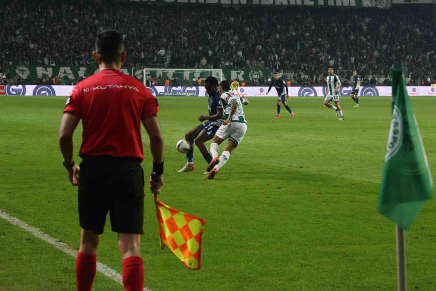 Trendyol Süper Lig: Konyaspor: 2 - Fenerbahçe: 3 (maç Sonucu)